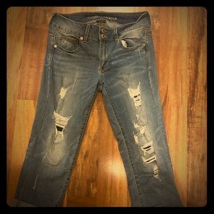 !!!!American Eagle Capris!!!! Size Four